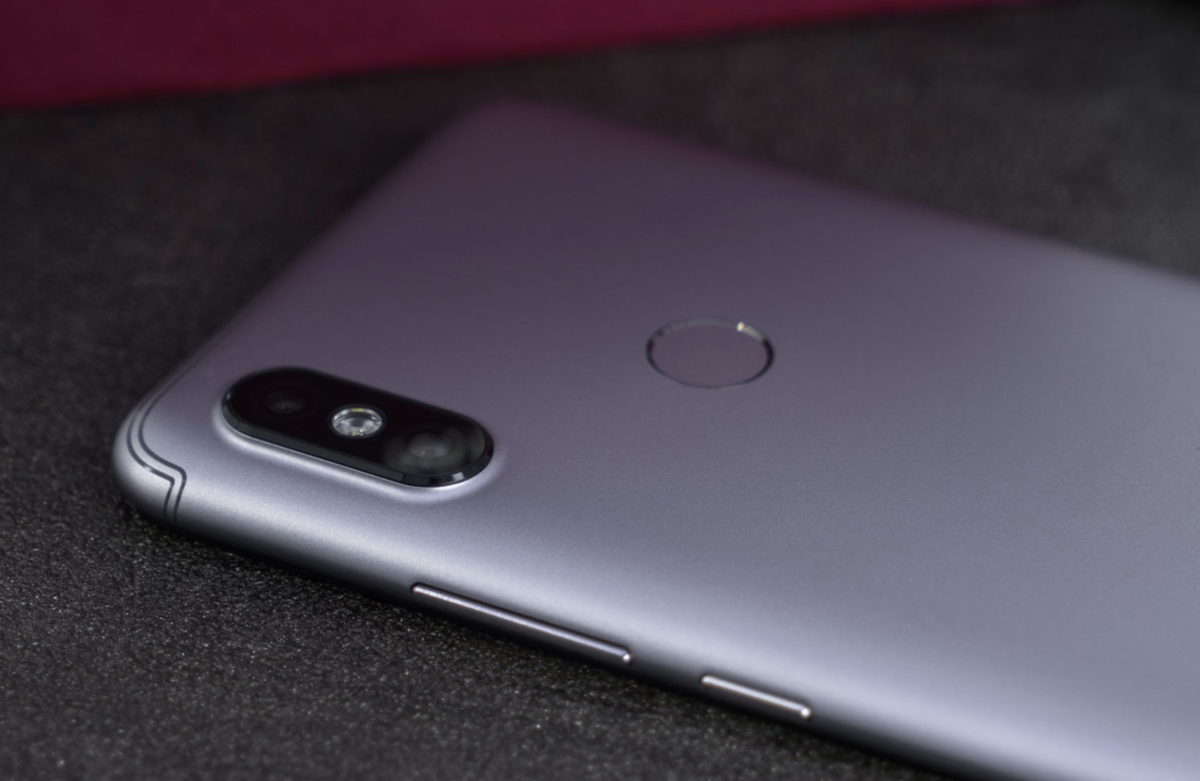Xiaomi ra Redmi S2 camera kép, giá 4 triệu đồng Xiaomi ra Redmi S2 camera kép, giá 4 triệu đồng